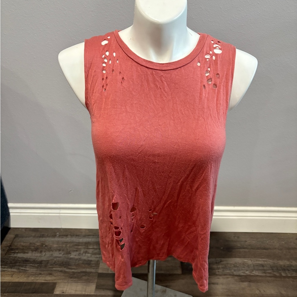 Women's Sleeveless Distressed Tank Top - Rust